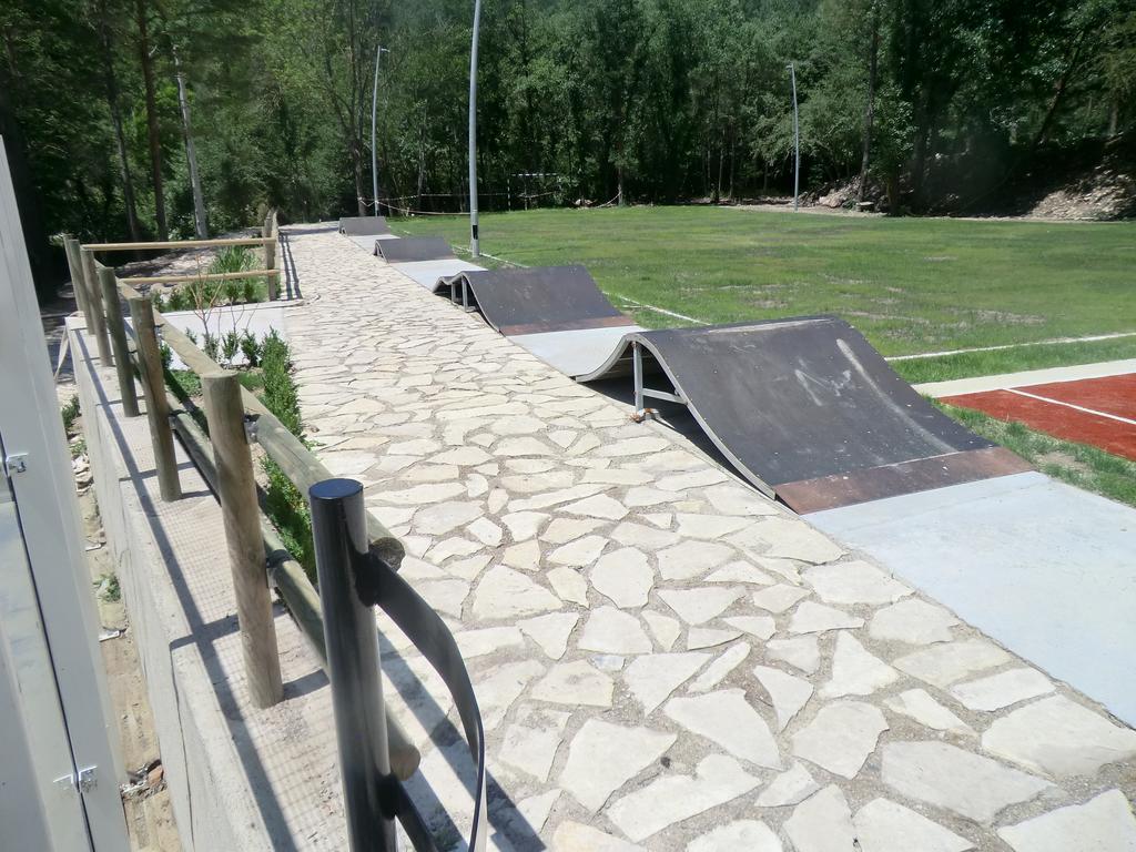 Camping L'Espelt La Pobla de Lillet Buitenkant foto