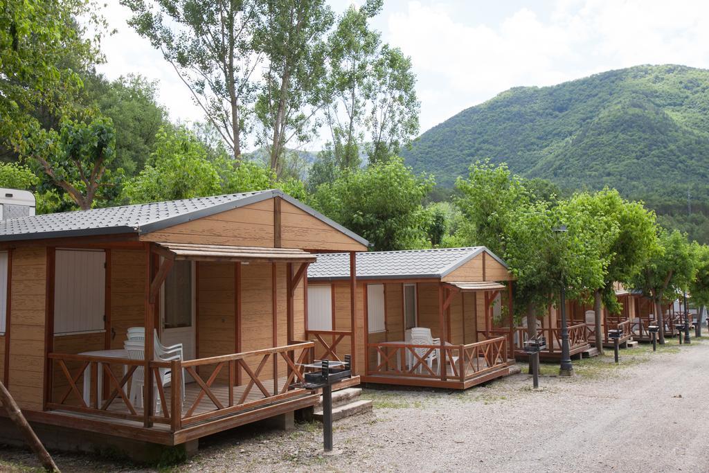 Camping L'Espelt La Pobla de Lillet Kamer foto