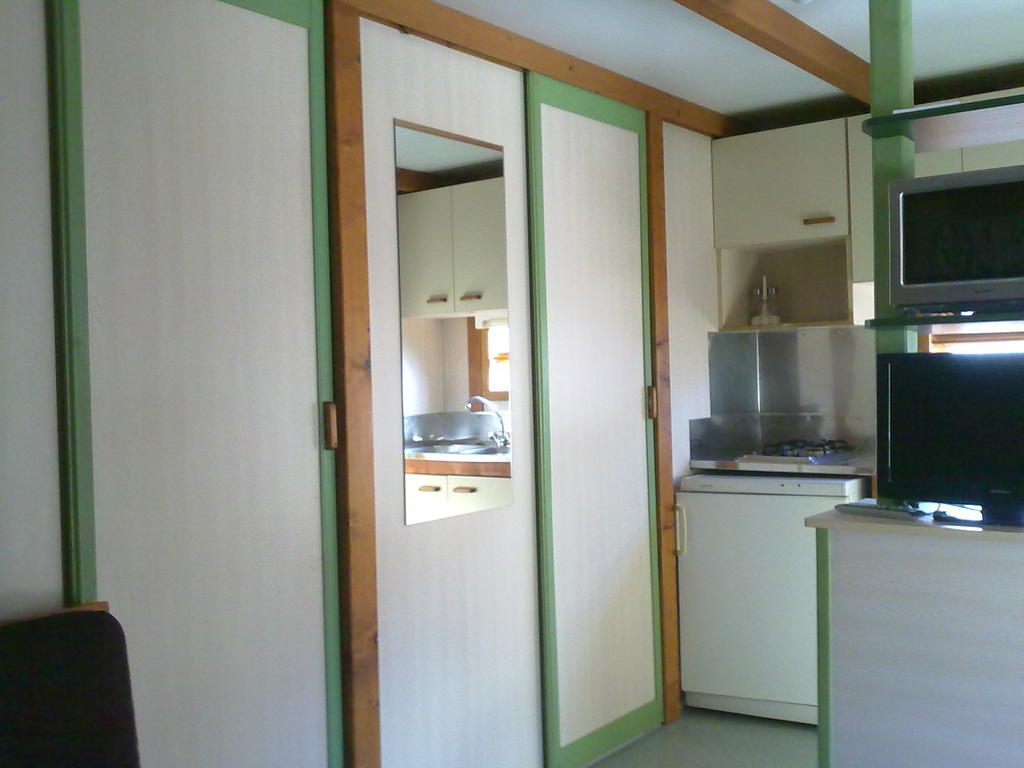 Camping L'Espelt La Pobla de Lillet Kamer foto